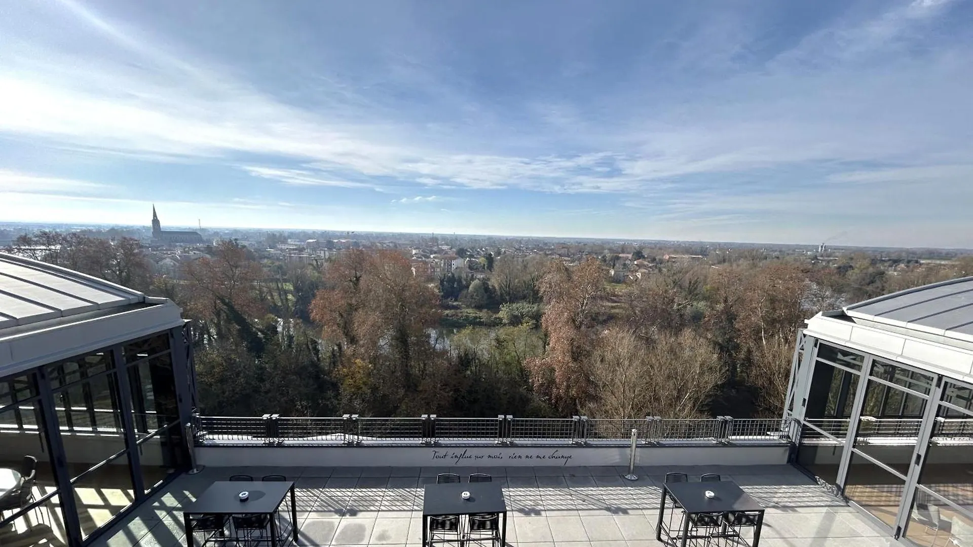 Dali Hotel Montauban