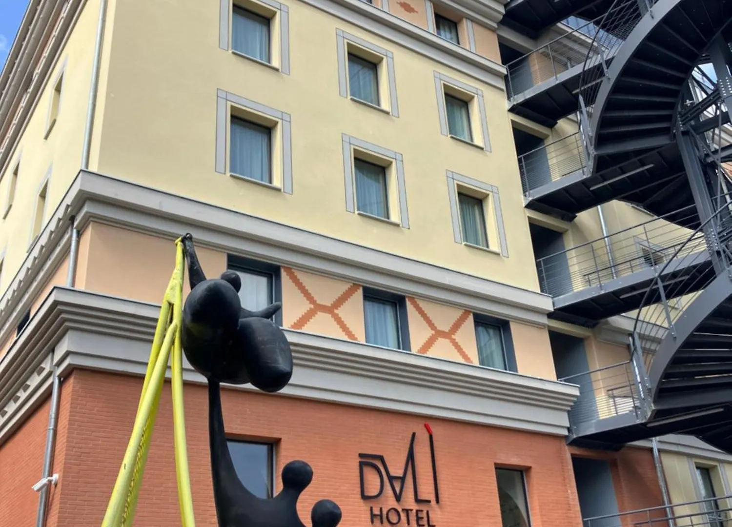 Dali Hotel Montauban
