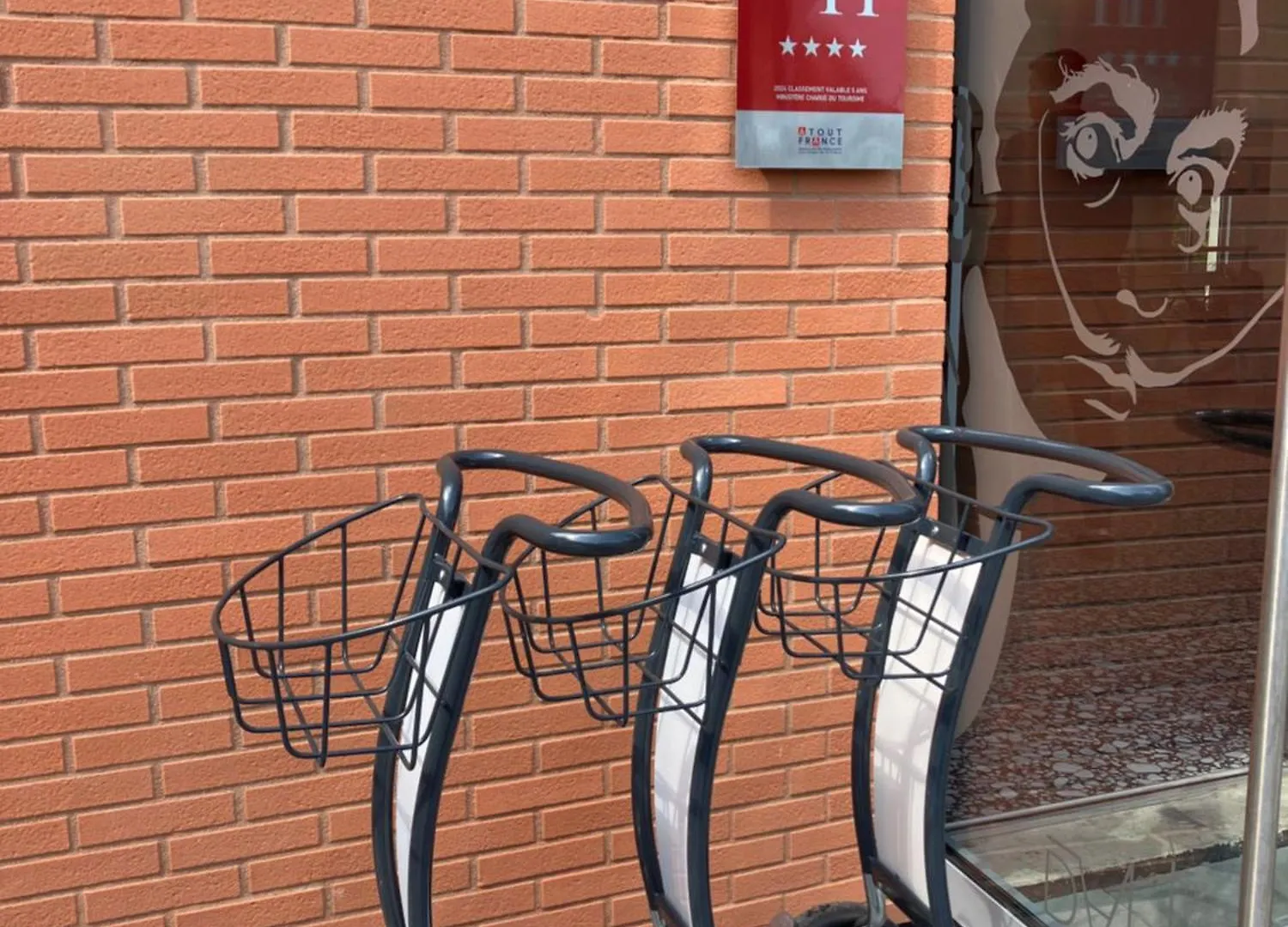Dali Hotel Montauban