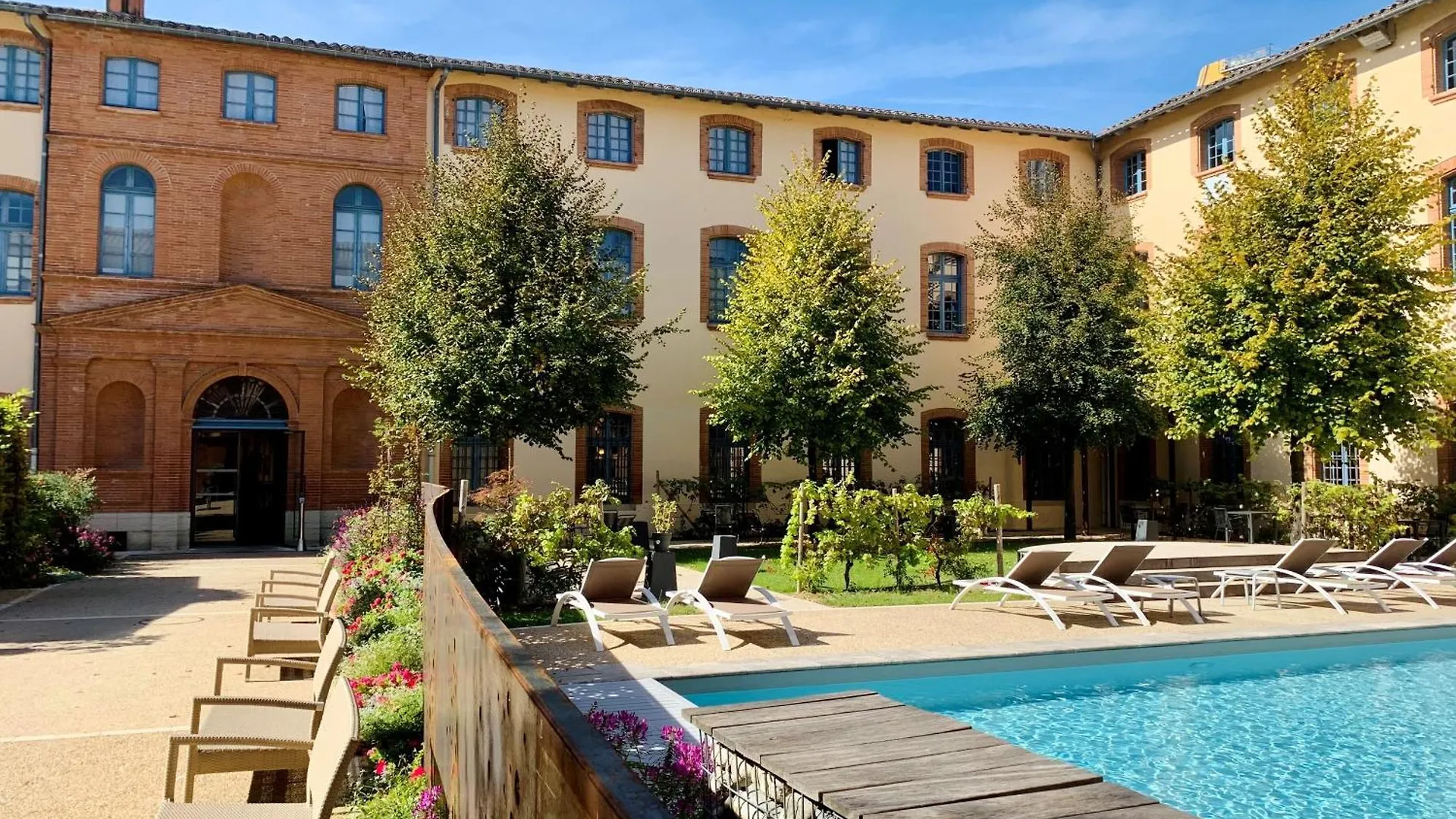Dali Hotel Montauban